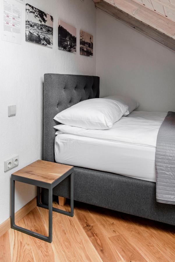 Small Attic Rooms In Kaunas Old Town Exterior foto