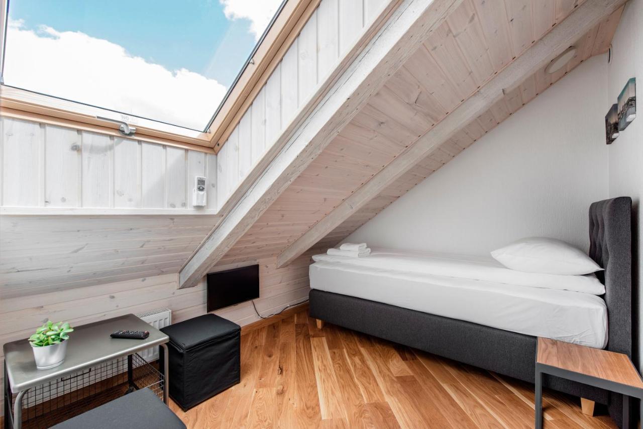 Small Attic Rooms In Kaunas Old Town Exterior foto